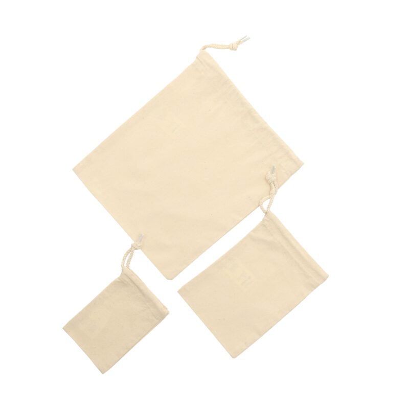 Organic cotton bags with a cord of various sizes
