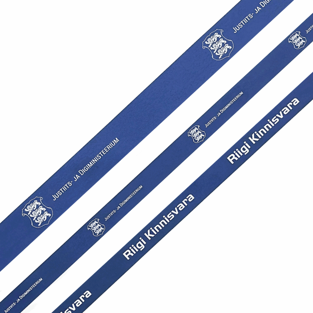 sinised satiinpaelad