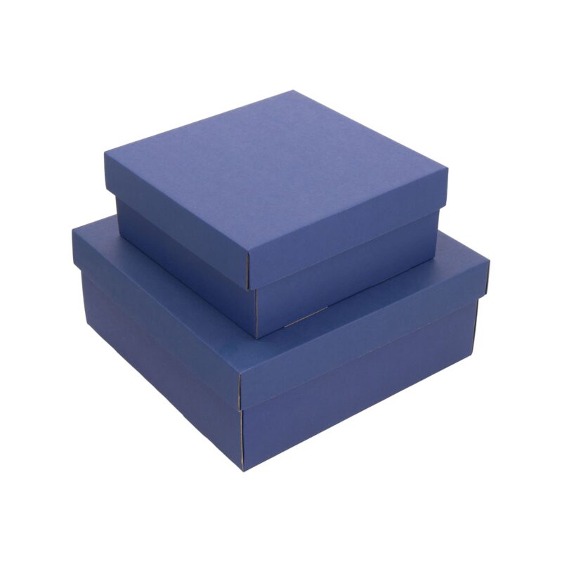 Синего цвета коробки с отделнноий кришкой, гофрированный картон